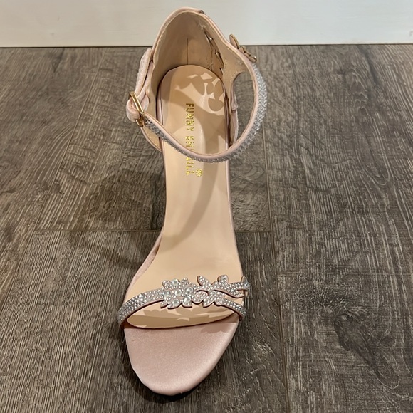 FUNNY SHE JILL - Picture 2 of 5